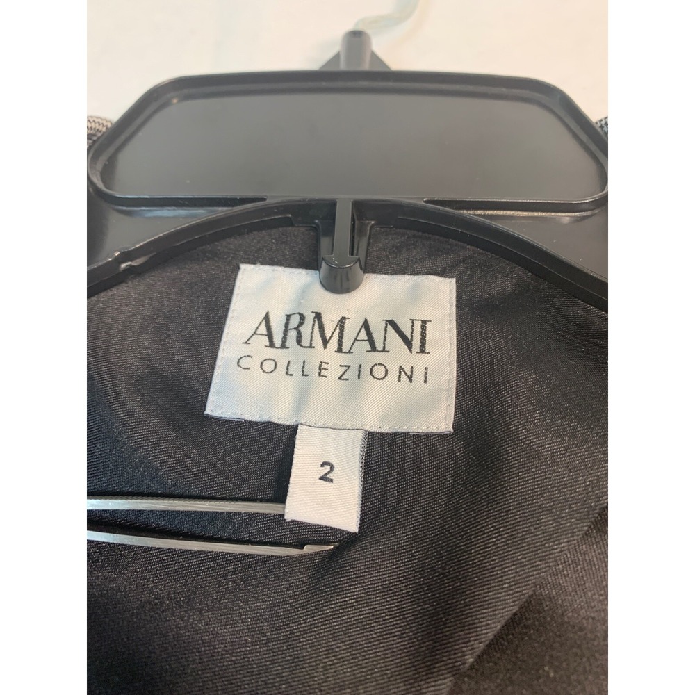 Armani‎ Collezioni Grey- Jacket Blazer Pockets 1 button Size 2 - Picture 3 of 9